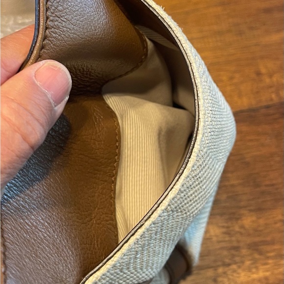 Salvatore Ferragamo Shoulder Bag - Picture 13 of 15